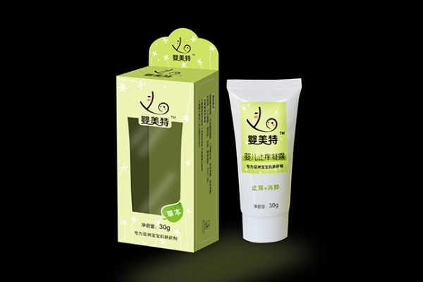 服裝 VI 設(shè)計(jì)的豐富性體現(xiàn)在兩個(gè)層面 服裝 VI 設(shè)計(jì)的豐富性體現(xiàn)在兩個(gè)層面